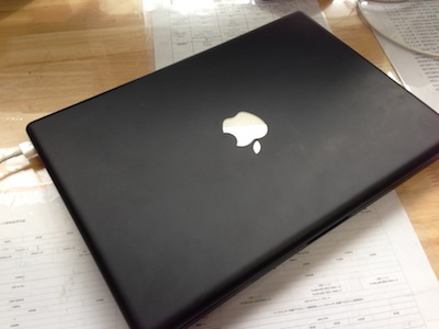 MacBook ブラックHDDから異音がする